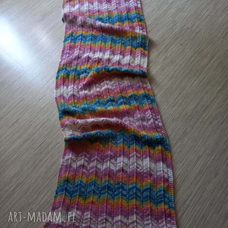 ciepły, duży szal ręcznie robiony na drutach, włoczka nie