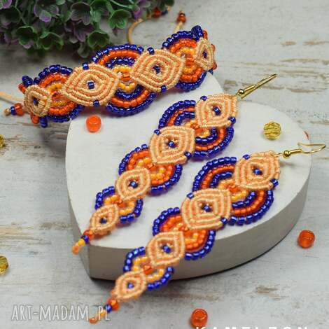 kolorowy komplet biżuterii z koralików w odcieniach chabru i pomarańczy kolorowa