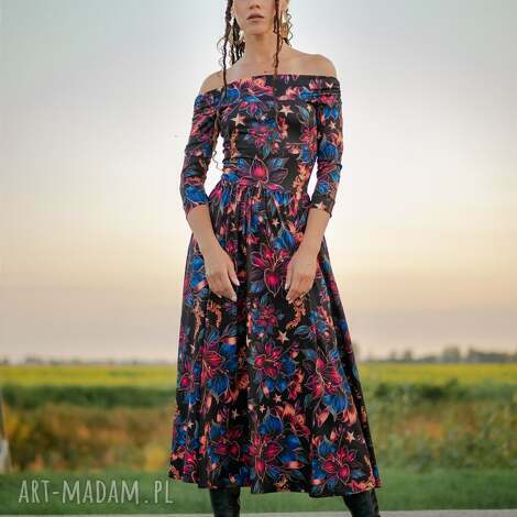 sukienka - sandy midnight flower efektowna, elegancka rozkloszowana