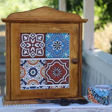 drewniana szafka na klucze, mozaika, prezent, sielska szafka na klucze, mozaika