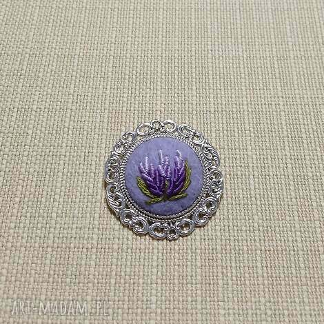 ręcznie haftowana broszka dla natalii, haft brazylijski, boho biżuteria, stylowo