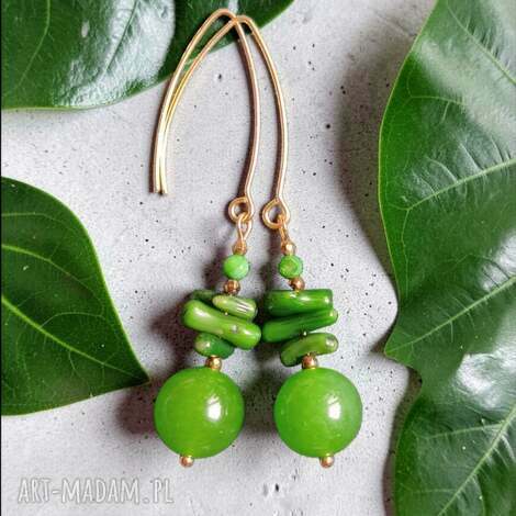 soczyście zielone długie kolczyki, wiosenna biżuteria