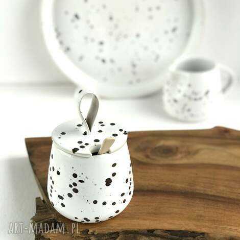 cukiernica ceramiczna ręcznie robiona biała w kropki - dalmatyńczyk