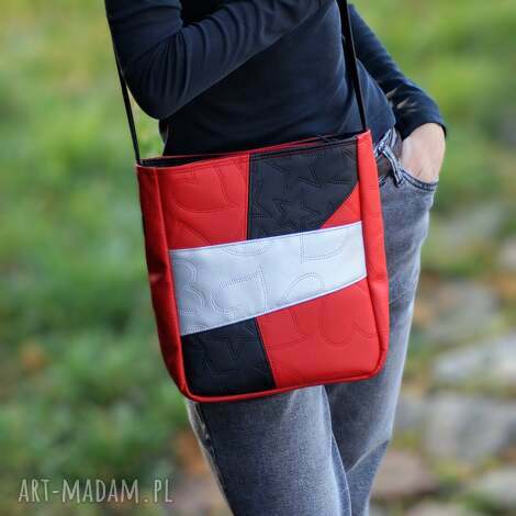 mała torebka na ramię z ekoskóry unikatowa, wegańska