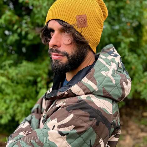 męska bawełniana czapka jesienna logo ekoskórka miodowa musztarda