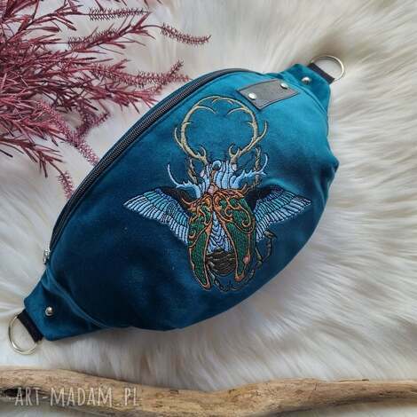 nerka welurowa morska zieleń robaczek l saszetka pojemna, haftowana, jelonek