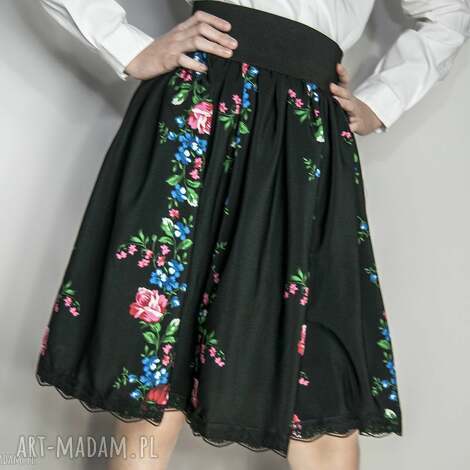 spódnica ludowa dla dziewczynki w wieku 10 - 12 lat