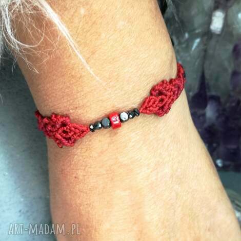 Bransoletka makramowa KORAL z koralem i hematytem - czerwona amulet na szczęście
