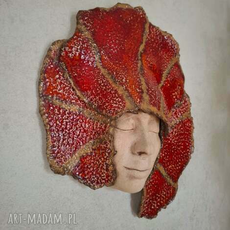 Ognista maska ceramiczna - dekoracja na ścianę handmade