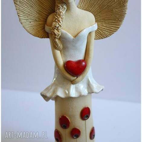 Anioł z sercem w kwiecistej sukni - ceramiczny anielica handmade 33 cm
