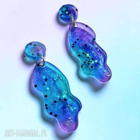 Unikatowe kolczyki z żywicy HOLO Mermaid - lekkie i efektowne