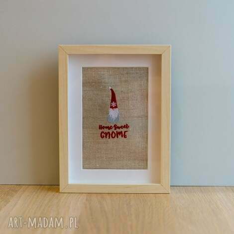 haftowany obrazek - krasnal, świąteczny, prezent, dekoracja świąteczna