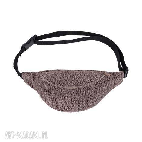 nerka pepitka ramię