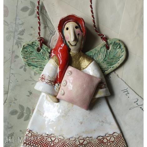 Anioł Śpioch - ceramiczna dekoracja na ścianę, ręcznie szkliwiona poduszka prezent
