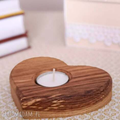 świecznik drewniany w kształcie serca dębowy, dąb, tealight