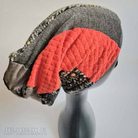 czapka boho rozmiar m uniwersalny,dobra na codzienne noszenie, na podszewce,uwaga poezja