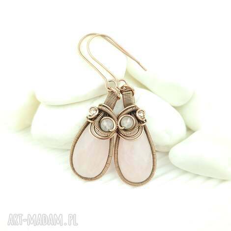 Kolczyki z różowym kwarcem - wire wrapping z oksydowanej miedzi
