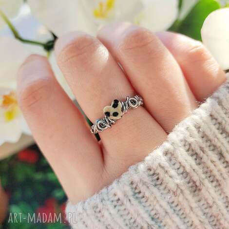 pierścionek jaspis dalmatyński serce regulowany stal chirurgiczna handmade