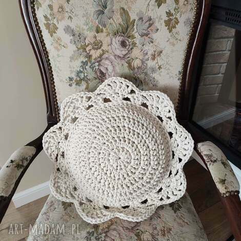 Poduszka okrągła z falbanką 40 cm handmade - do salonu na kanapę