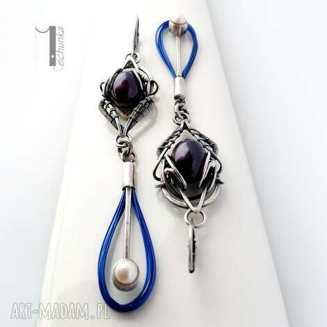 Arachne fusum - srebrne kolczyki z naturalnymi perłami i wire wrapping