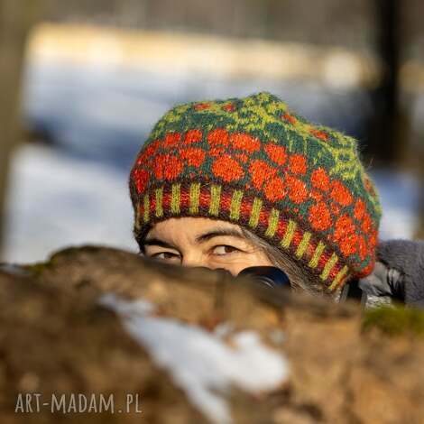 czapka beret wełniana w kolorach nasturcji rustykalna, botaniczna