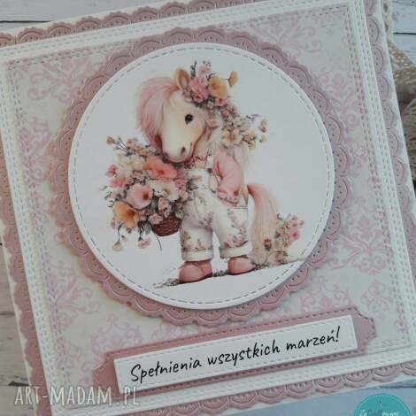 Kartka urodzinowa scrapbooking z konikiem w ogrodniczkach - Perłowy połysk