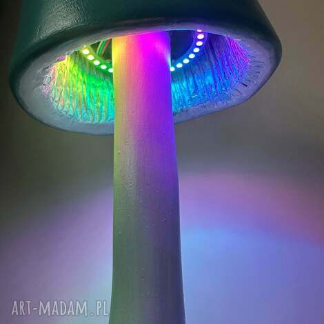 poświetlany grzybek - lampka turkusik, pokój dziecięcy, leśne dodatki mech