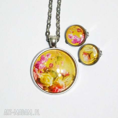 Naszyjnik i klipsy w kwiaty - komplet handmade