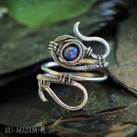 Regulowany pierścionek z Lapis Lazuli - stal chirurgiczna, wire wrapping Koriell