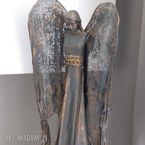 Anioł Dostatku - ręcznie utwardzana figura anioła 42 cm