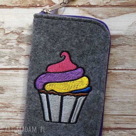 happyart filcowe etui na telefon - cupcake, prezent, chwost, pokrowiec