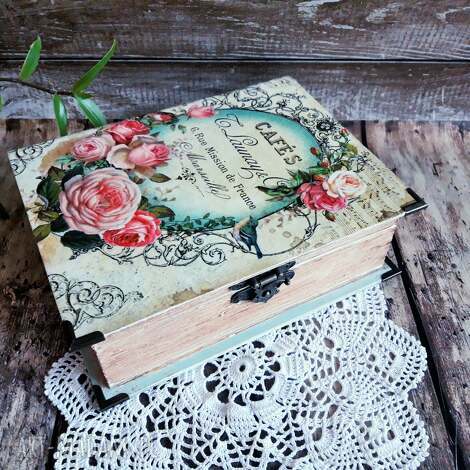 pudełka szkatułka książka na biżuterię, zdjęcia motywami kwiatowymi w stylu