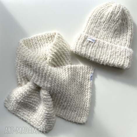 wełniany zestaw czapka szalik boucle alpaka wełna handmade ręcznie robiona