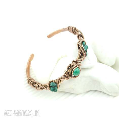 Miedziana bransoleta mankietowa z malachitem handmade