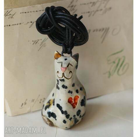 Wisior ceramiczny kot nakrapiany 5,5 x 3 cm - handmade