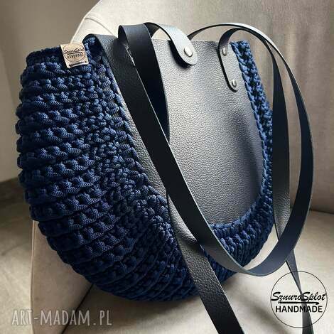Granatowa torba na ramię handmade ze skóry i sznurka