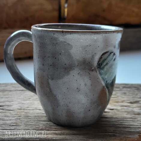 Kubek ceramiczny z sercem - ręcznie toczony 350 ml