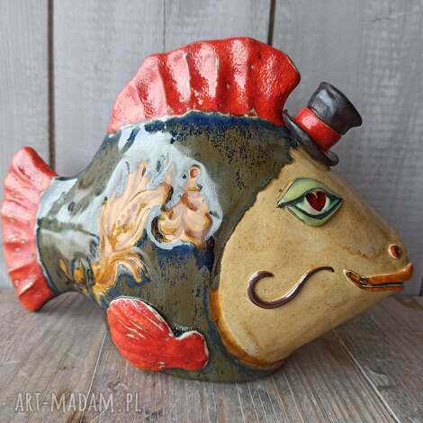 Rybeńka w cylindrze - ceramika handmade sum, serce i morze