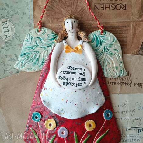 Wiosenny anioł z dedykacją - ceramika handmade z kwiatami