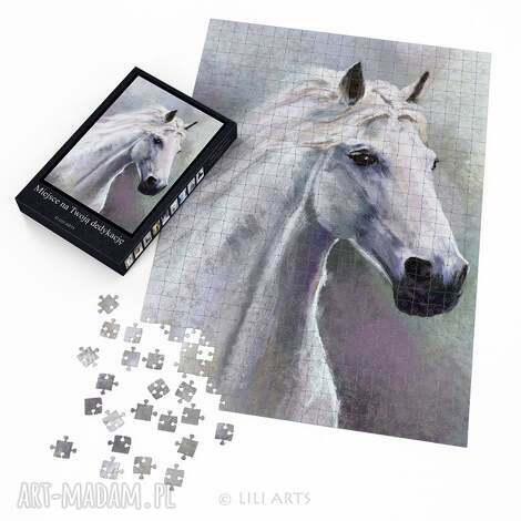 Puzzle Biały koń 60x42 cm - 600 elementów z dedykacją - ręcznie wykonane