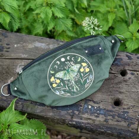 nerka haftowana motyl ćma prezent, saszetka, bananka