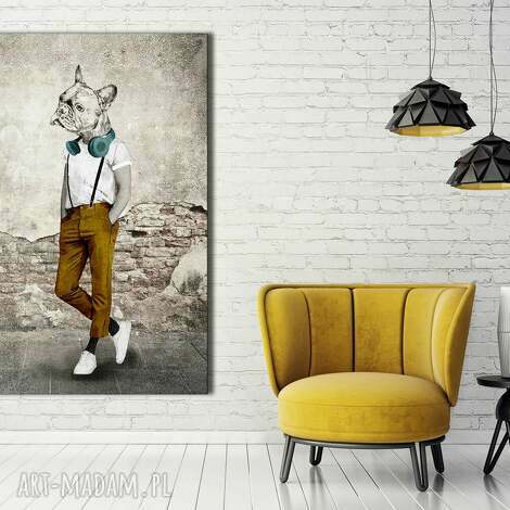 Obraz drukowany na płótnie Buldog w spodniach 80x120 cm