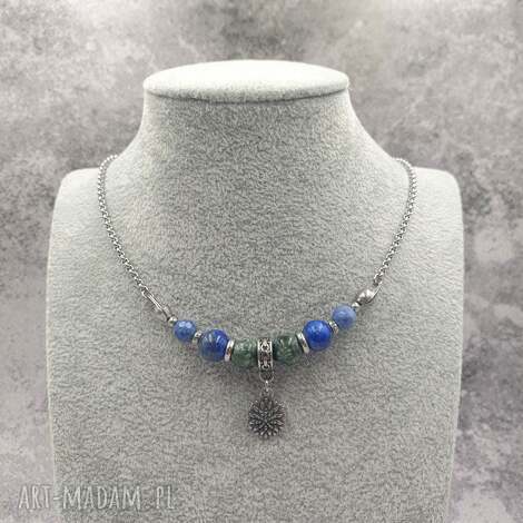 unikat. naszyjnik z chryzantemą - serafinit, lapis lazuli, sodalit, chryzantema