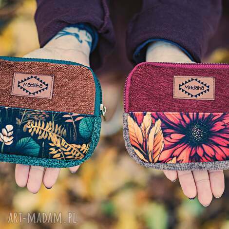 Mały portfelik damski handmade patchwork z tkaniny z odzysku