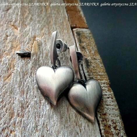 serdeczne kolczyki ze srebra, srebro oksydowane na sztyft, prezent