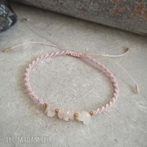 bransoletka z kwarcem, brandoletka ochronna, drobne koraliki, pomysł na prezent
