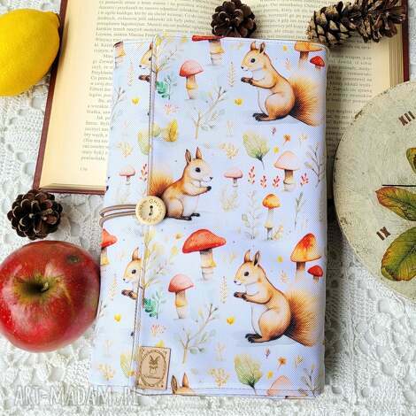 wodoodporne etui na książkę/notes jesienne wiewiórki, bookcover, otulacz