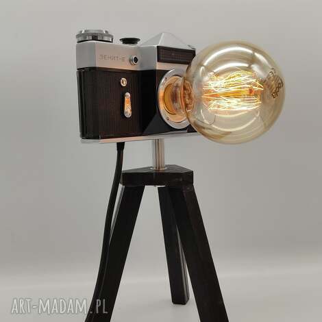 Lampka z aparatu retro - oryginalny prezent dla fotografa