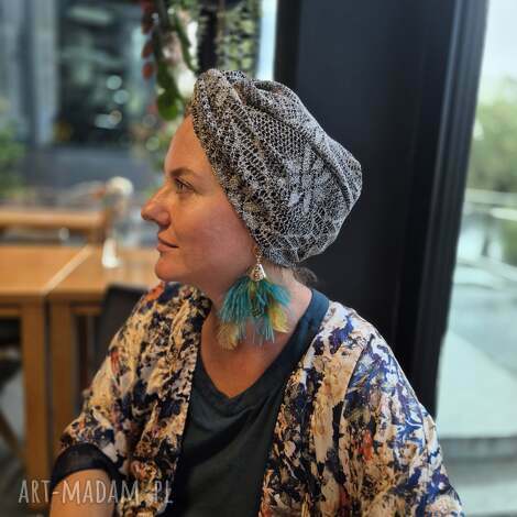 Turban koronkowy szary - obwód uniwersalny, ręcznie robiony