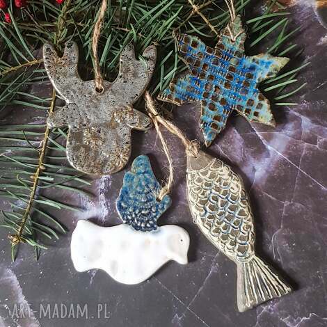 zestaw oryginalnych ozdób na choinkę, oryginalne dodatki, ceramiczne ozdoby